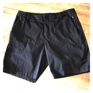 Mens Lululemon Casual Shorts Sz. 36